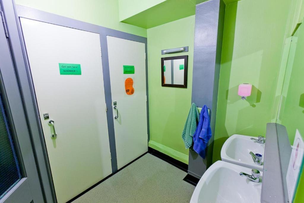 Inverness Student Hotel Ruang foto