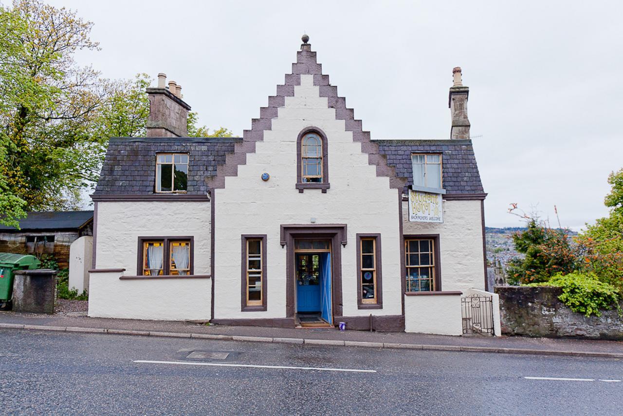 Inverness Student Hotel Bagian luar foto