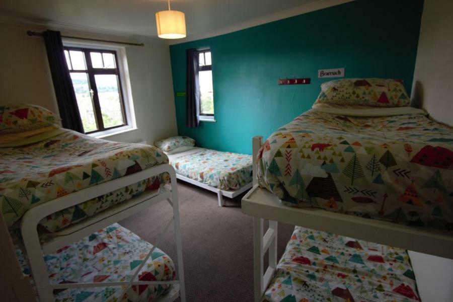 Inverness Student Hotel Bagian luar foto