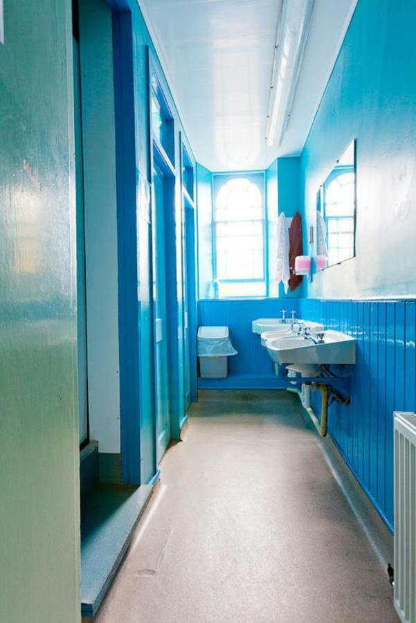 Inverness Student Hotel Ruang foto
